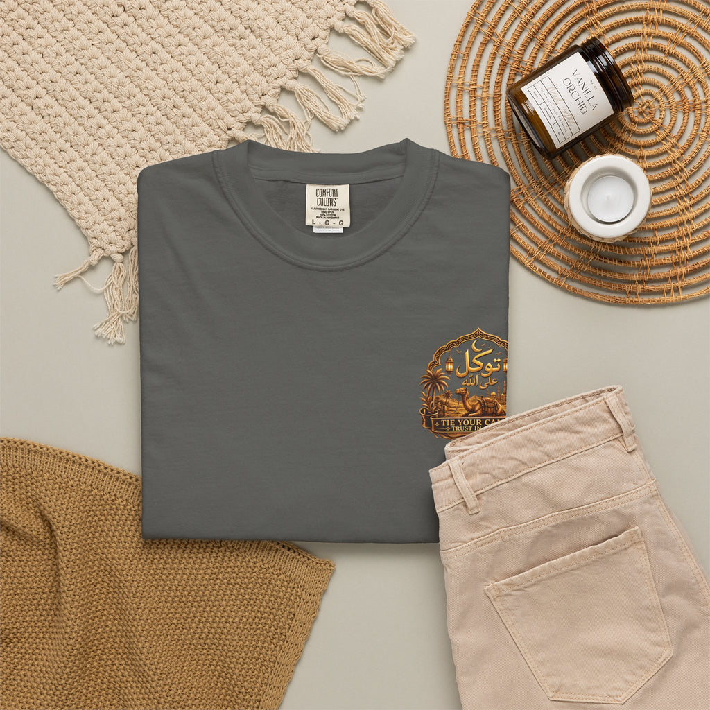 Qadr Desert Scene T-Shirt — Arabic Calligraphy & Camel Graphic