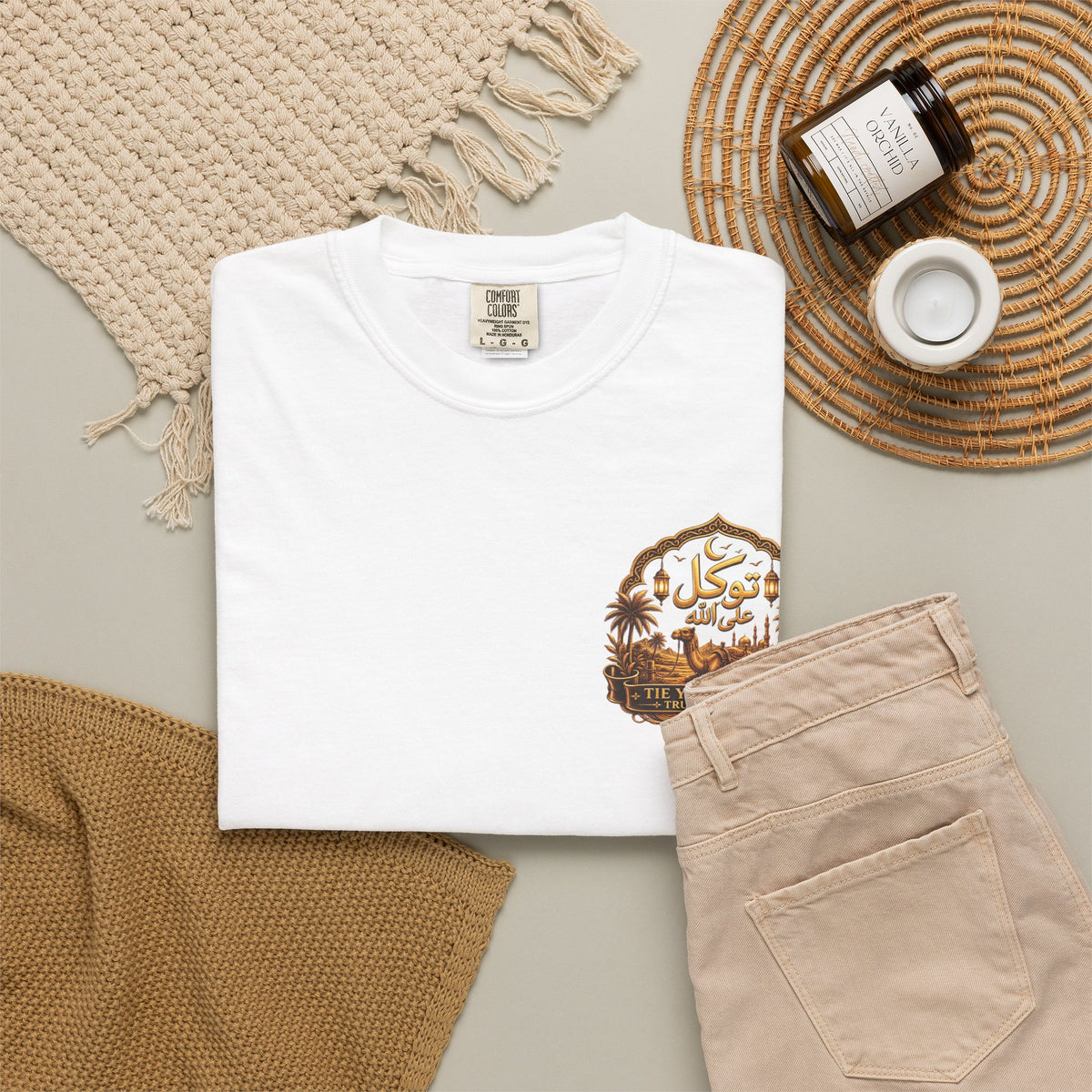 Nimah Desert Tee — Arabic Calligraphy Camel Graphic T-Shirt